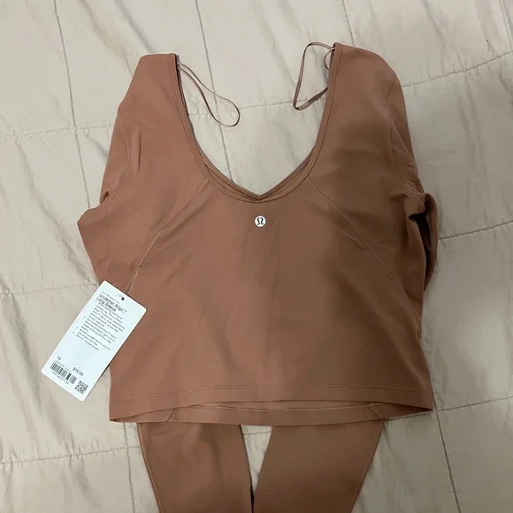 Lululemon Top - Picture 6 of 8